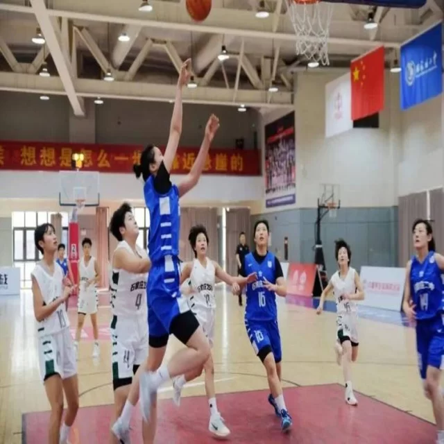 解读体育产业热点新闻中的战术视角与趋势分析
